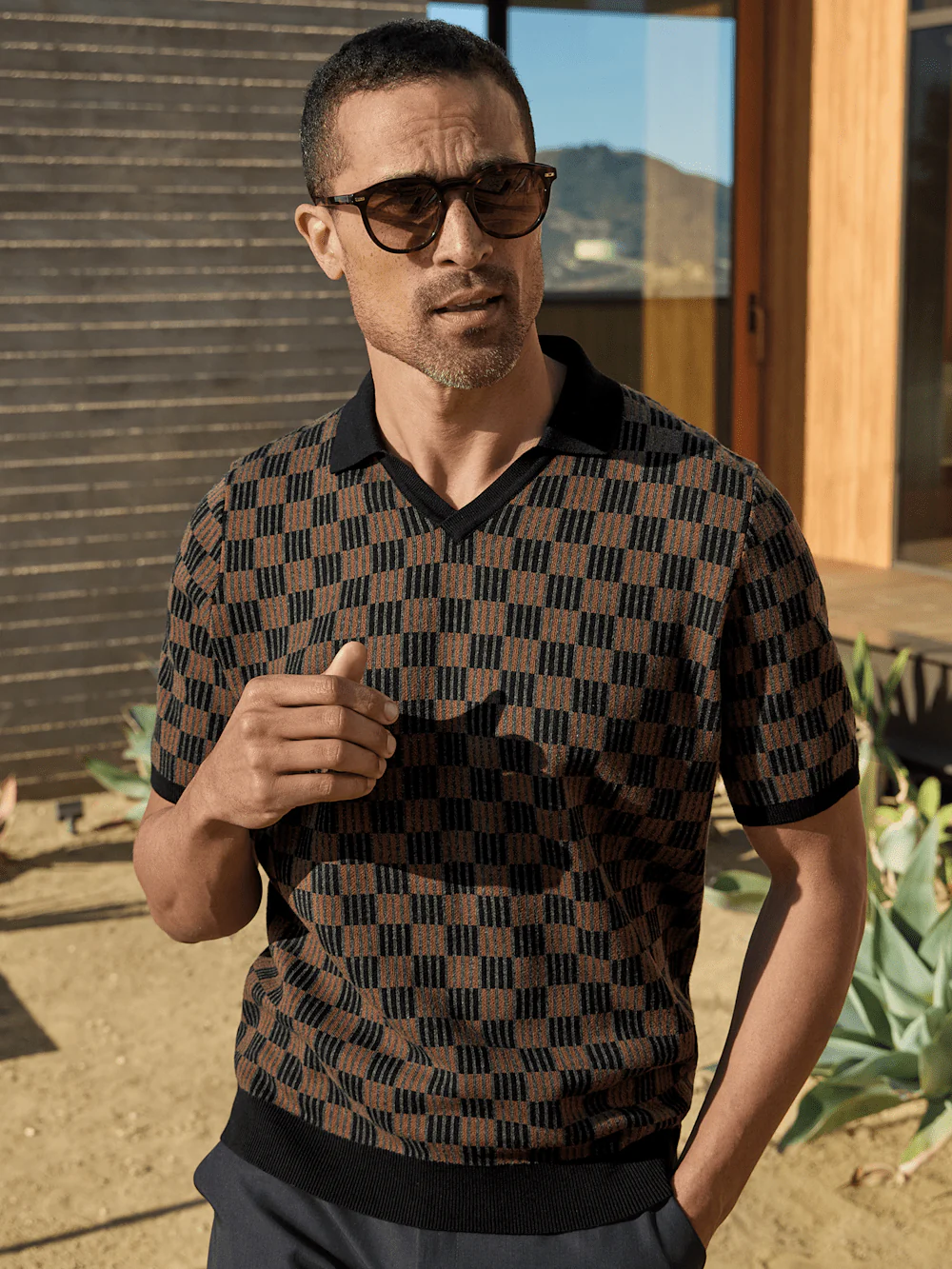 Cotton V-neck Polo - Black/brown - Image 7